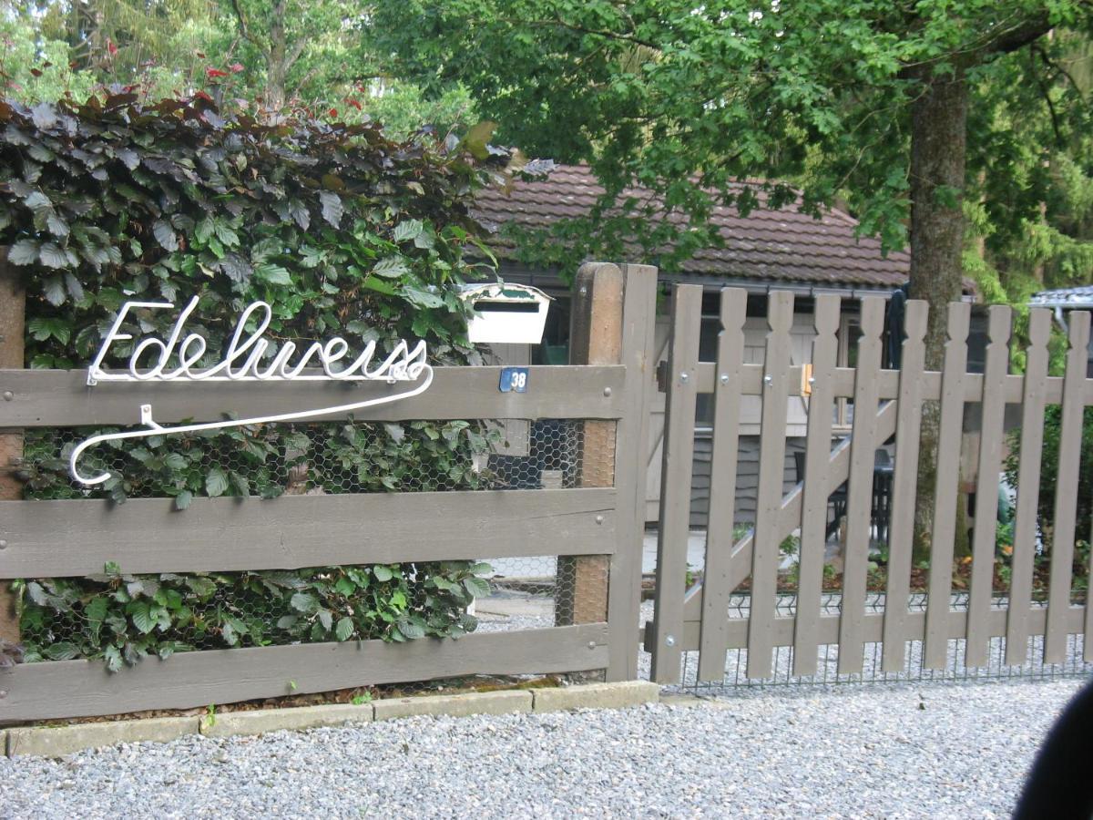 Durbuy Kleine Familiechalet Edelweiss 4 A 5 Pers Dış mekan fotoğraf
